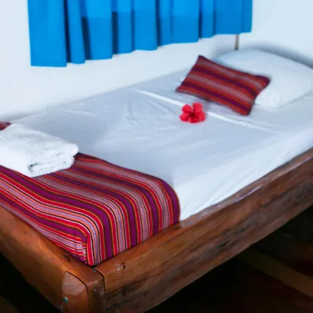 Hotel La Isla Inn Puerto Viejo de Talamanca Extérieur photo