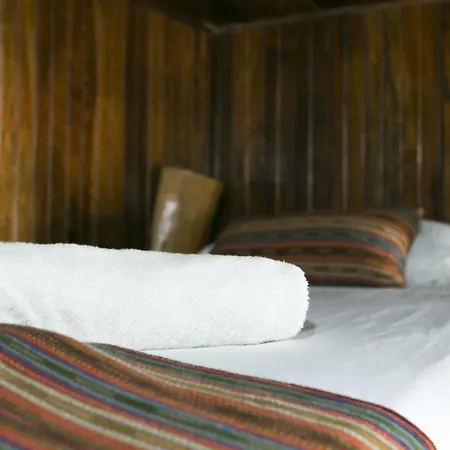Hotel La Isla Inn Puerto Viejo de Talamanca Extérieur photo